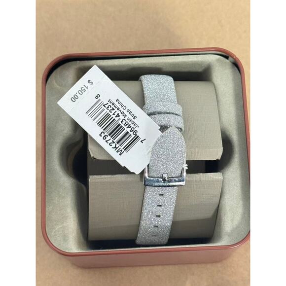Michael Kors MK 2793 Charley Quartz Silver Women's Watch - Picture 3 of 5
